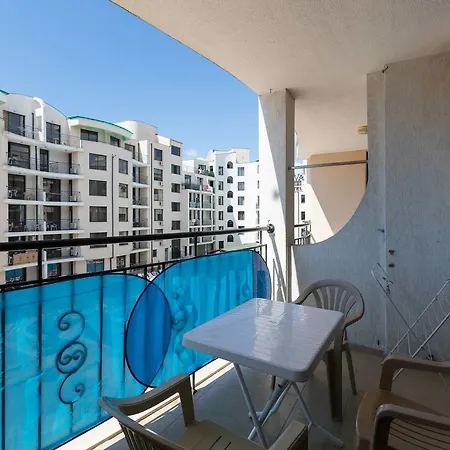 Wifi❤studio With Kitchen & Balcony Pool View❤vi❤ アパート サニービーチ