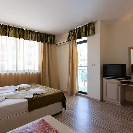 شقة Wifi❤studio With Kitchen & Balcony Pool View❤vi❤ *